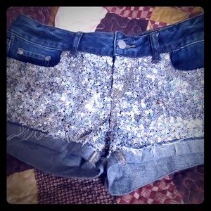 Bling bling short shorts